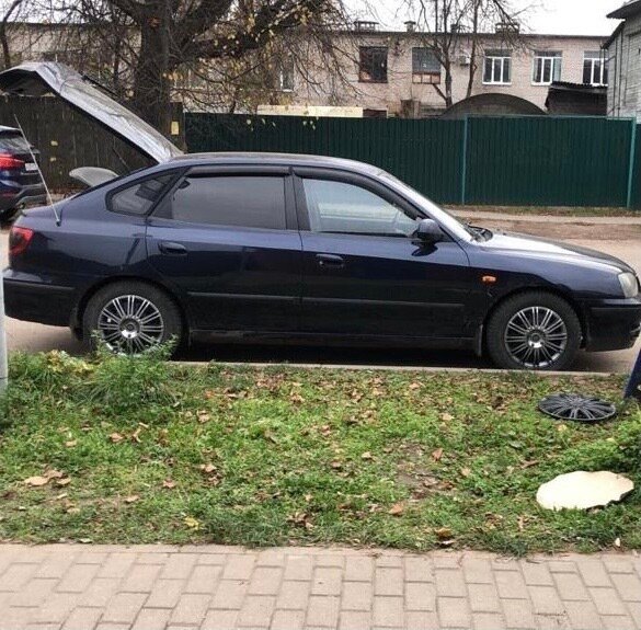 Hyundai Elantra, 2005