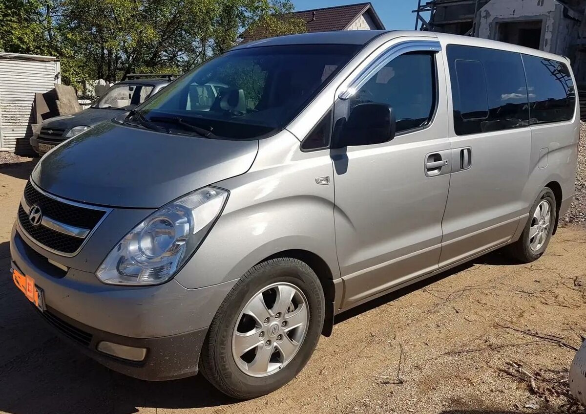 Hyundai Grand Starex, 2011