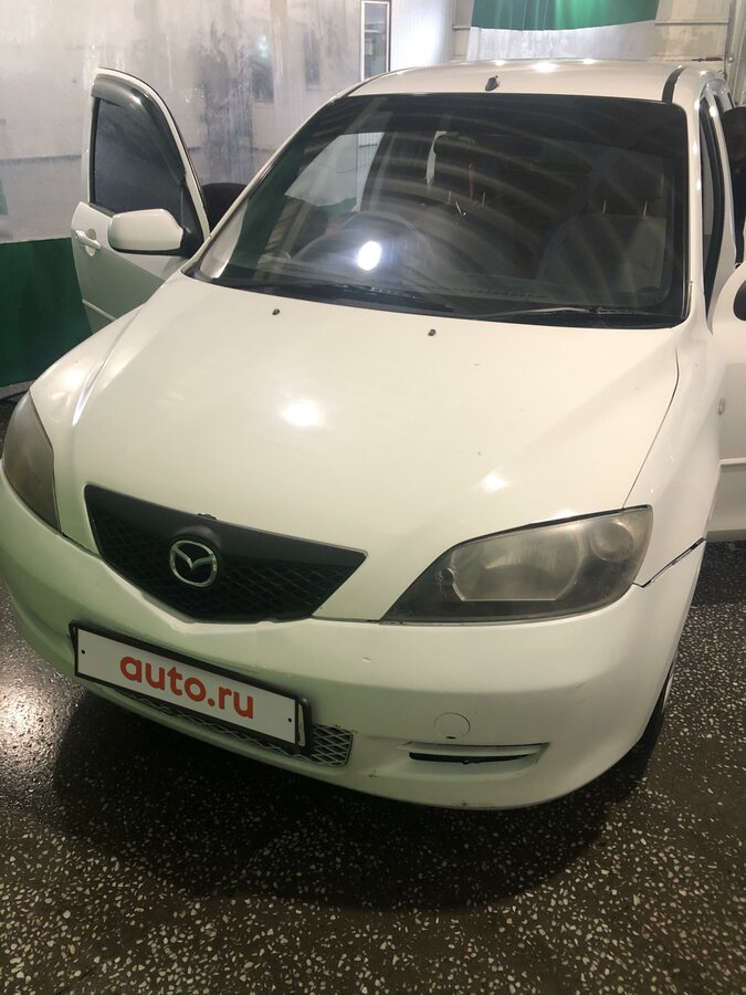 Mazda Demio, 2003
